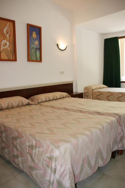 Hotel La Nina Cala Millor  Room photo